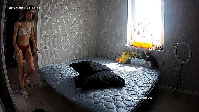 realm8-cam19-1715252264