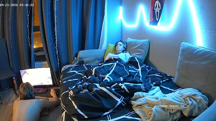 realm42-cam15-1776740491