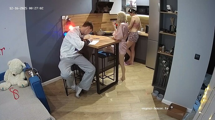 realm94-cam11-1765834064