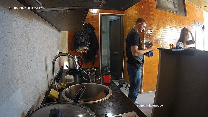 realm43-cam12-1728188628