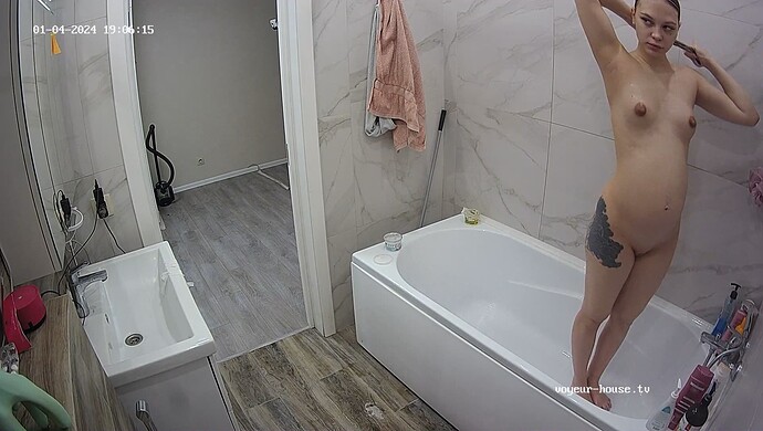 realm67-cam19-1704384414