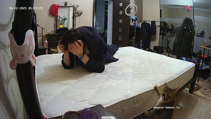 realm64-cam17-1761102528