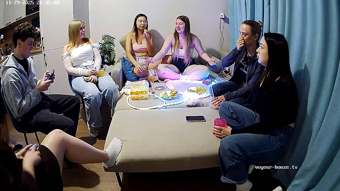 realm127-cam14-1764441951