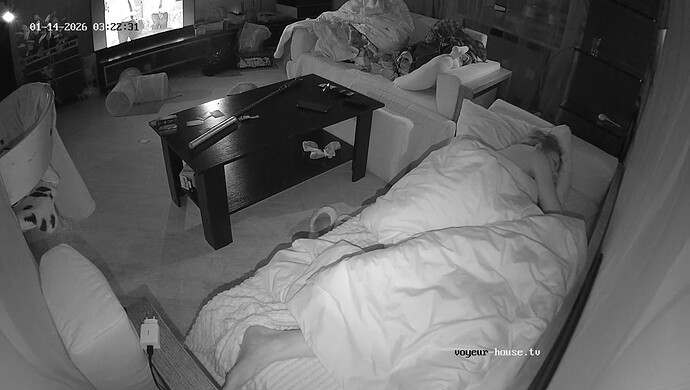 realm64-cam16-1768350192