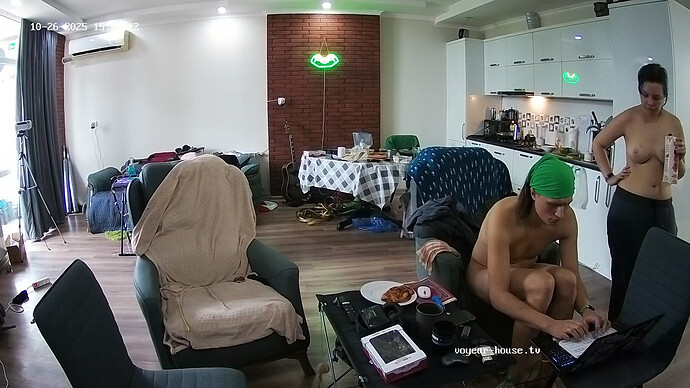 realm114-cam15-1761479870