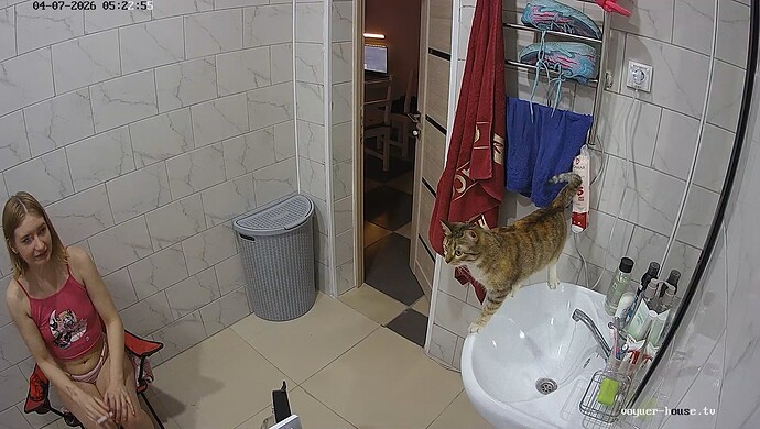 realm64-cam112-1775537423