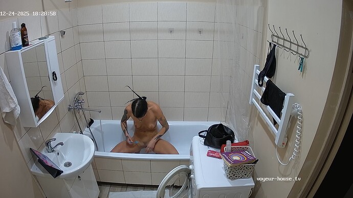 realm130-cam19-1766667005