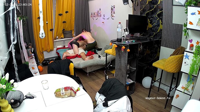 Screenshot_20251112-230718