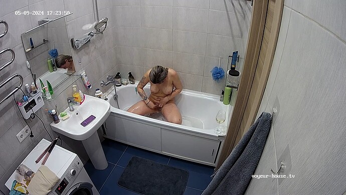 realm27-cam110-1715304231