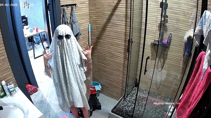 realm108-cam19-1775146380