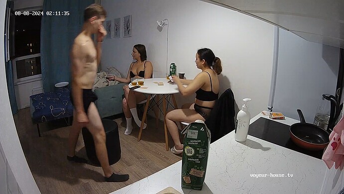 realm2-cam12-1723072332