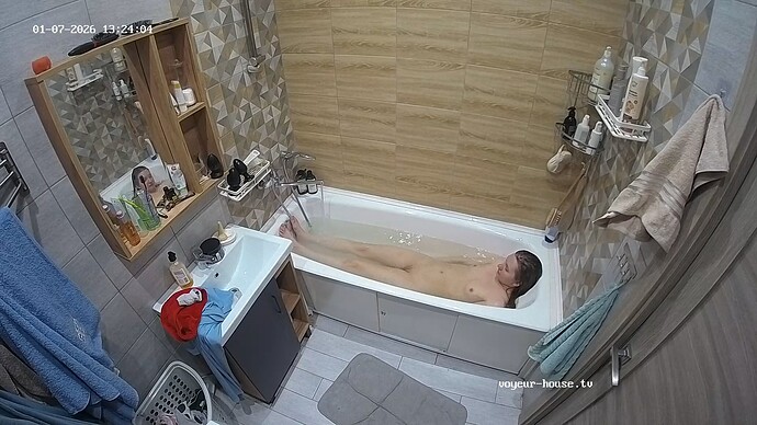 realm18-cam113-1767782565