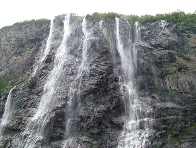 Geirangerfjord_sieben_Schwestern