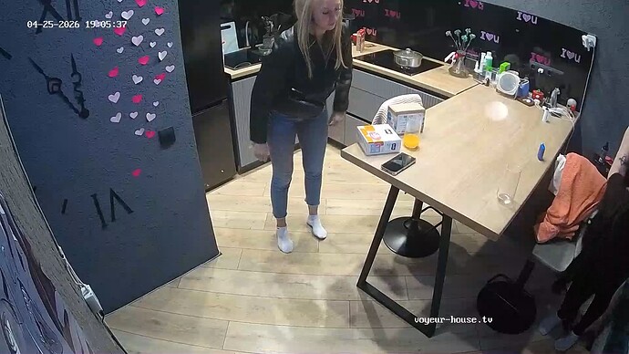 realm108-cam11-1777135615