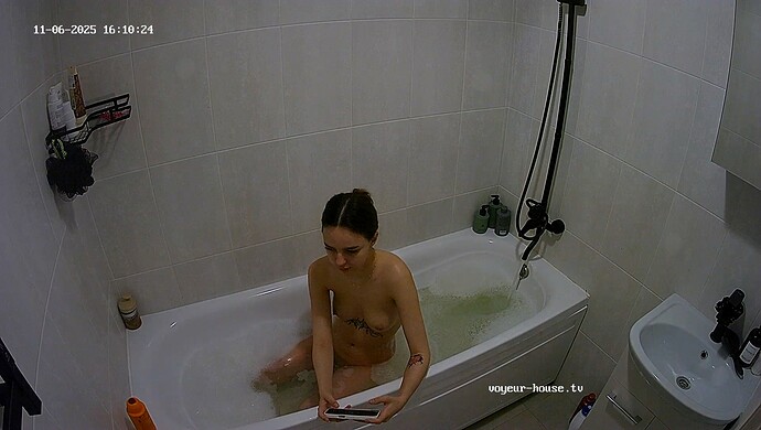 realm13-cam19-1762434690