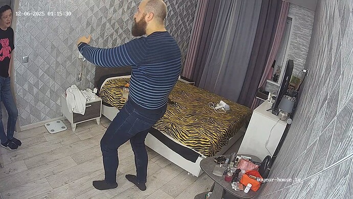 realm18-cam19-1764973008