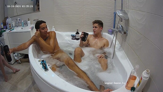 realm47-cam111-1728866399