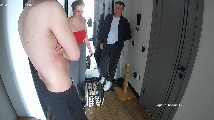 realm42-cam110-1777464735