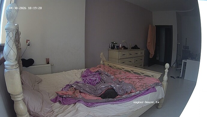 realm8-cam110-1777562409