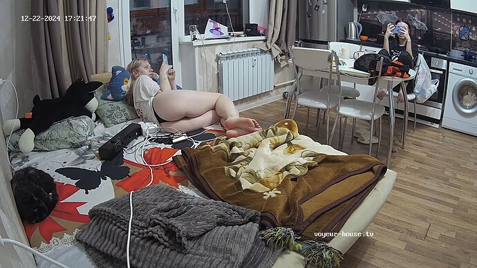 realm69-cam14-1734877340