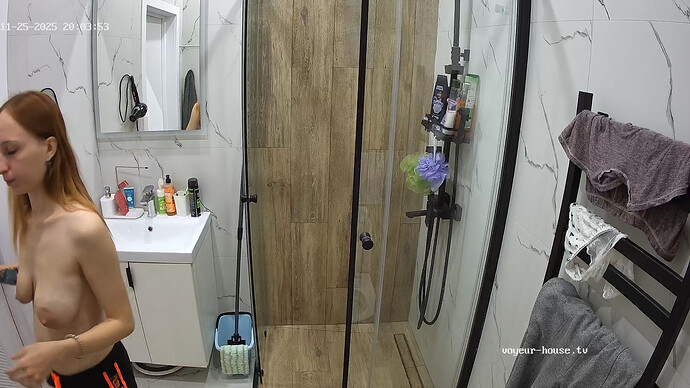 realm125-cam110-1764091287