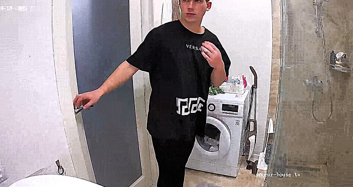 realm101-cam19-1760801502