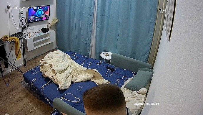 realm2-cam13-1722536425