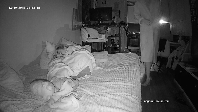 realm42-cam15-1765318431