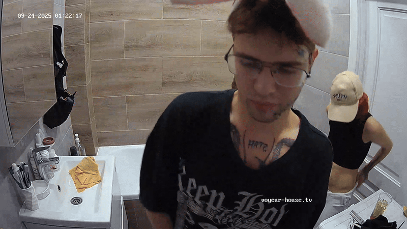 Crabskissingtocamera-ezgif.com-video-to-gif-converter