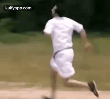 running-oru-indian-pranayakadha