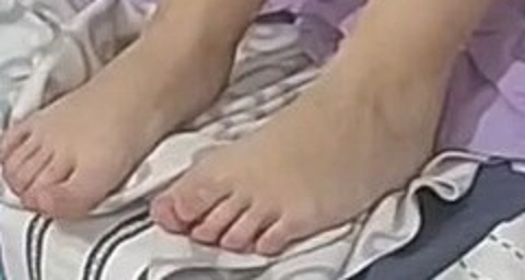 Averie feet