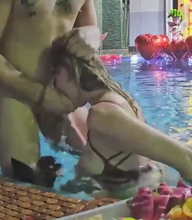 ezgif.com-video-to-webp-converter (10)