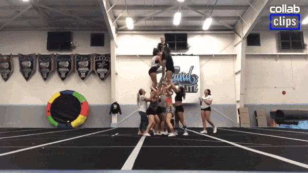 cheerleading-stunt-fail-tower