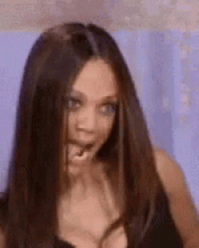 tyra-banks-tongue-out