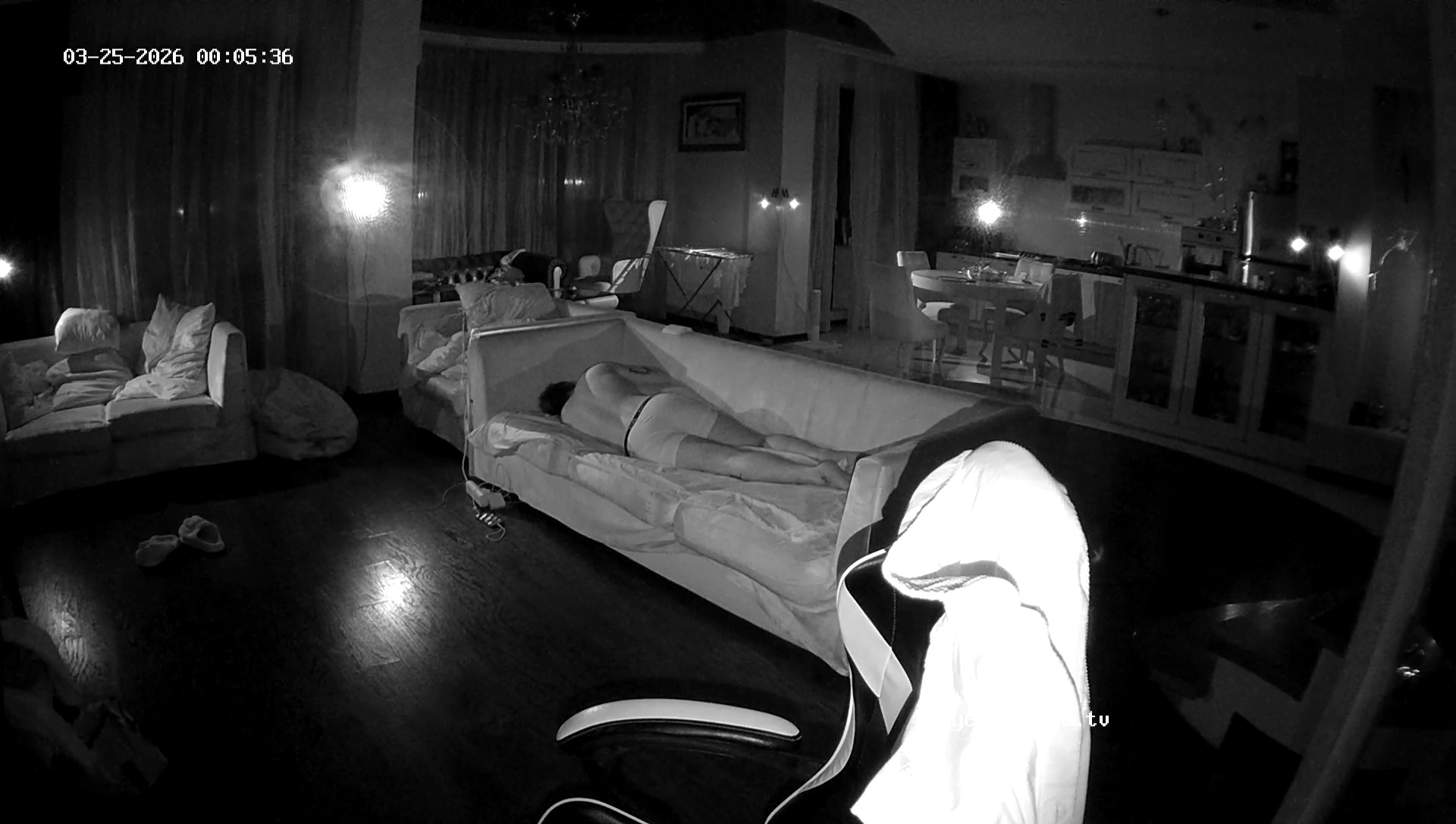 realm8-cam16-1774389971