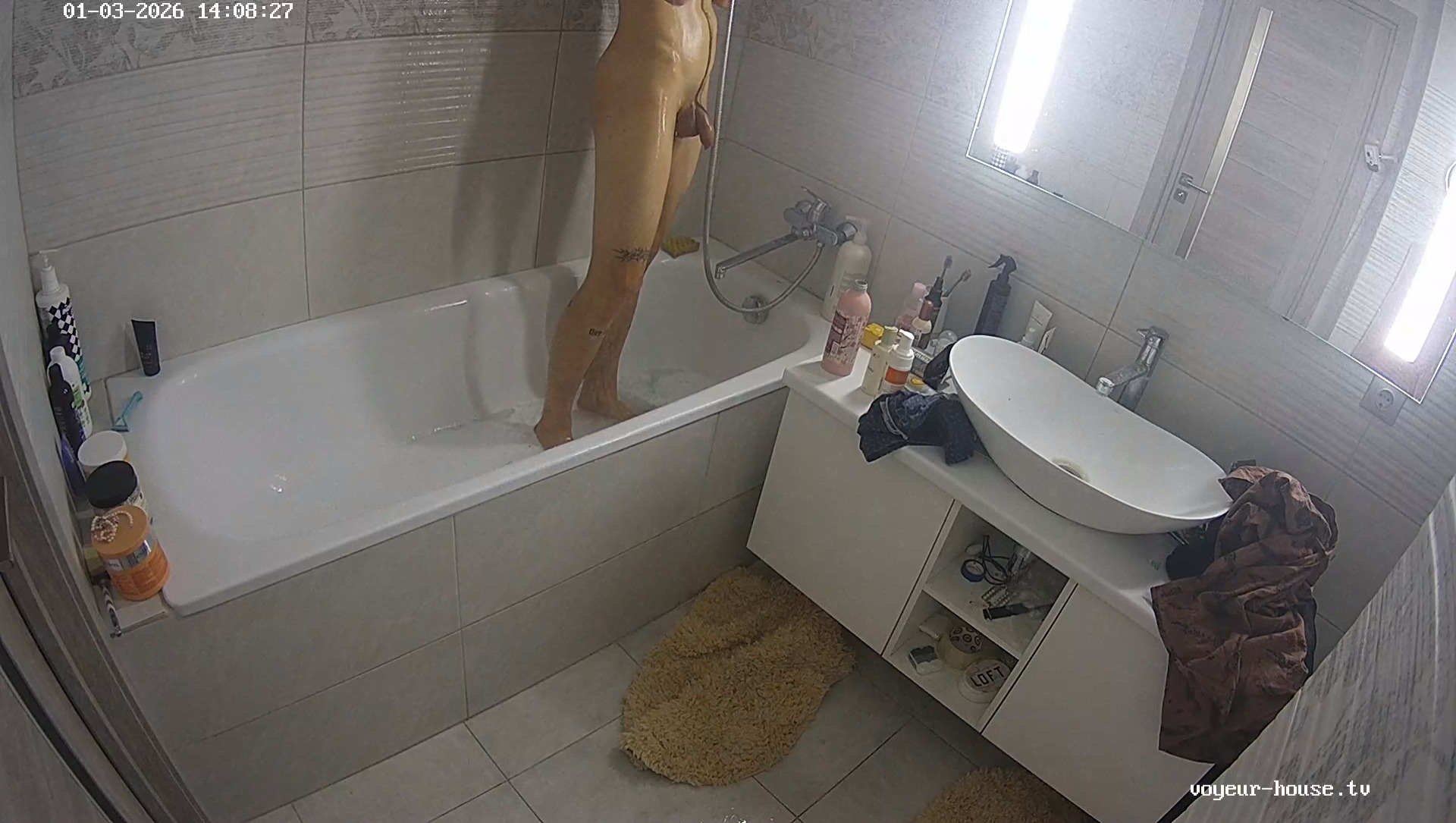 realm134-cam110-1767471536